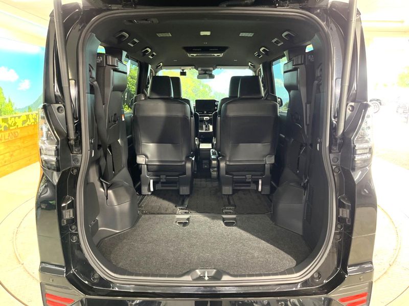 2023 Toyota Voxy 6AA-ZWR90W (UW-6a754f674a48d)[7]