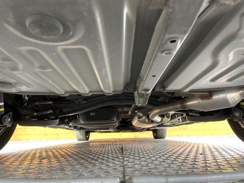 2023 Toyota Voxy 6AA-ZWR90W (UW-6a754f674a48d)[9]