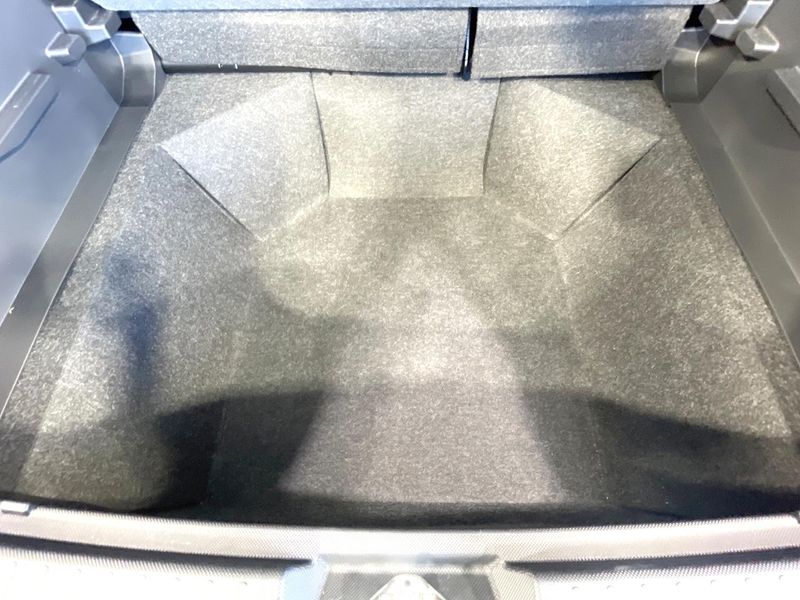 2023 Daihatsu Rocky 5BA-A201S (UW-6a769c8991fa6)[24]