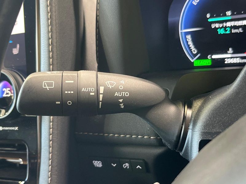 2025 Toyota Vellfire Hybrid 6AA-AAHH40W (UW-6a769ca28faf0)[16]