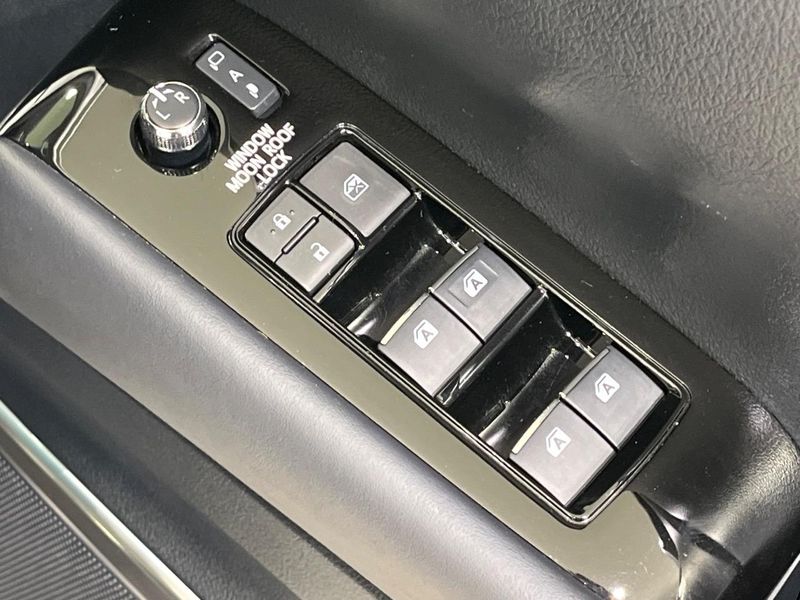 2018 Toyota Alphard DBA-AGH30W (UW-6a769cb560593)[28]