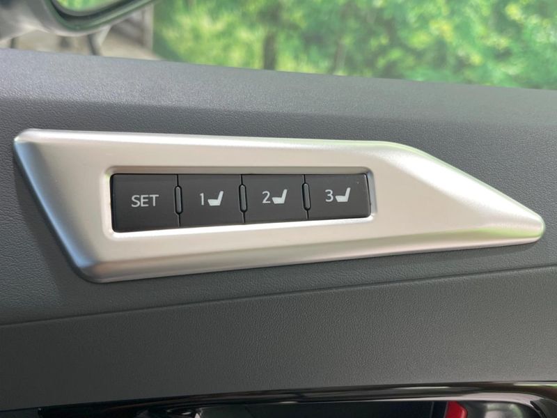 2022 Toyota Alphard 3BA-AGH30W (UW-6a769cbe55589)[22]