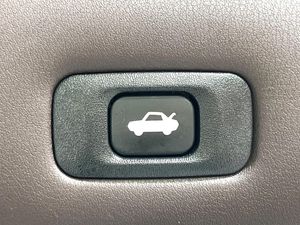 2018 Toyota Crown Hybrid 6AA-AZSH20