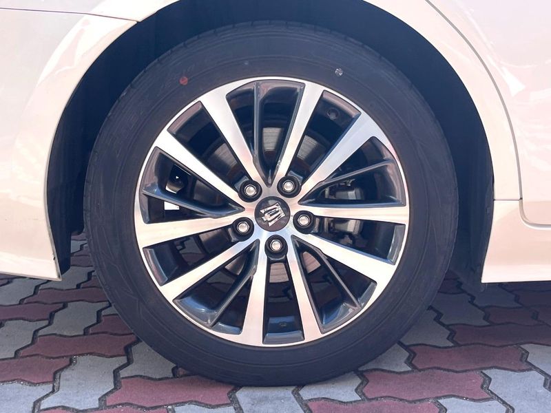 2018 Toyota Crown Hybrid 6AA-AZSH20 (UW-6a769cff1fc0d)[16]