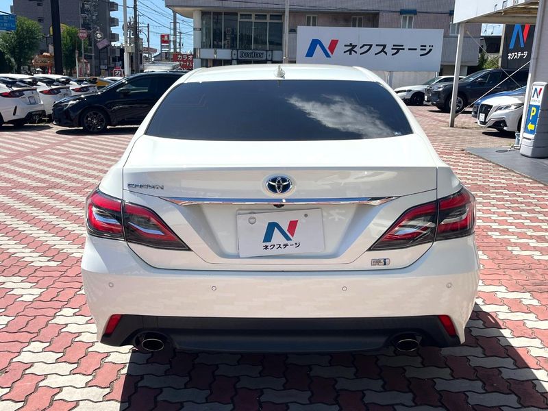 2018 Toyota Crown Hybrid 6AA-AZSH20 (UW-6a769cff1fc0d)[8]