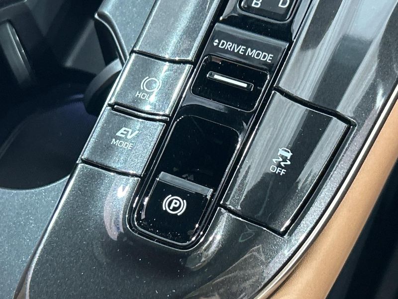 2025 Toyota Crown Sports 6AA-AZSH36W (UW-6a769d0a45614)[20]