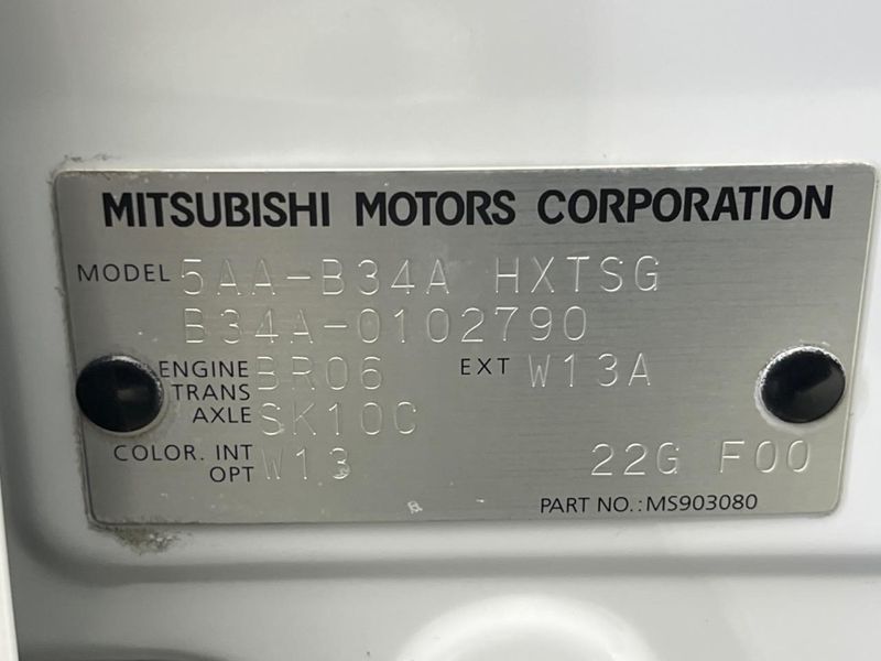 2022 Mitsubishi eK Cross Space 5AA-B34A (UW-6a769d21d3dda)[1]