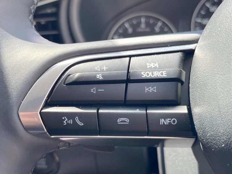 2023 Mazda CX-30 5AA-DMEJ3R (UW-6a769d66d8b94)[29]