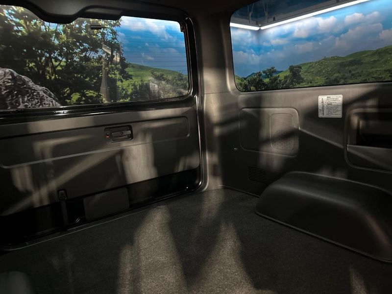 2025 Toyota Hiace Van 3DF-GDH201V (UW-6a769d90cf95d)[23]