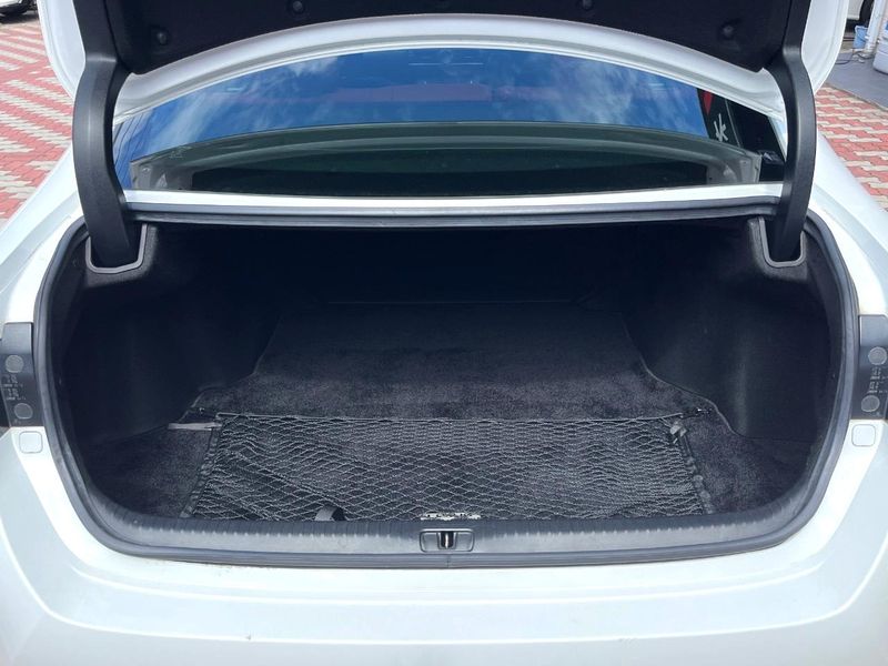2015 Lexus RC DBA-GSC10 (UW-6a769dbf663f0)[25]