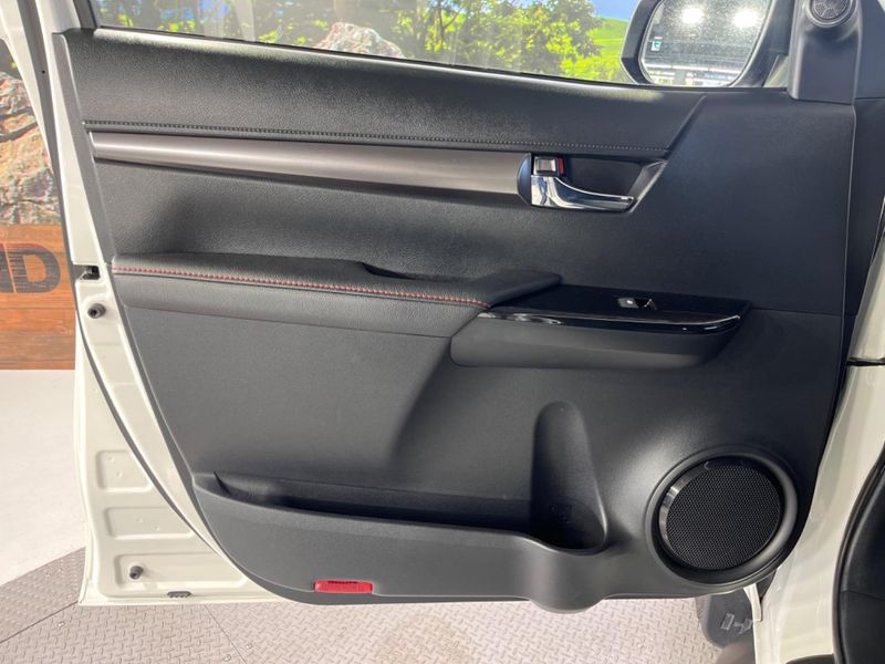 2023 Toyota Hilux 3DF-GUN125 (UW-6a769dd05bbb9)[24]