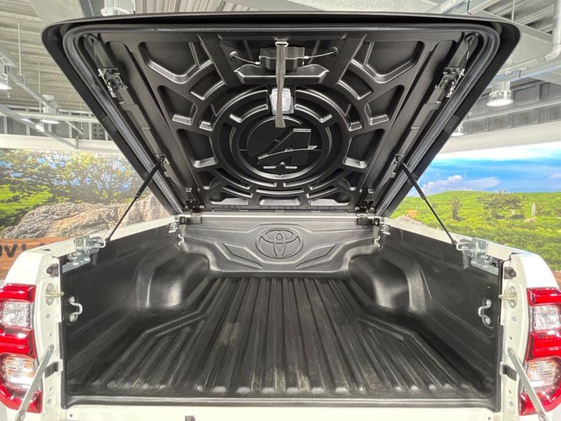 2023 Toyota Hilux 3DF-GUN125 (UW-6a769dd05bbb9)[13]