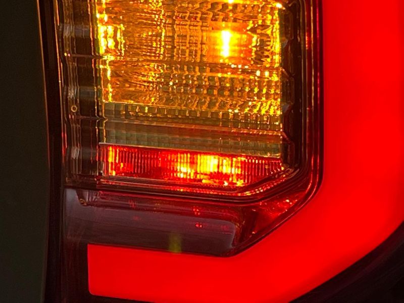 2023 Toyota Hilux 3DF-GUN125 (UW-6a769dd08d17f)[17]