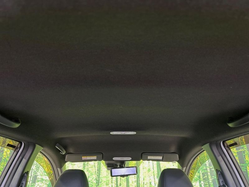 2019 Nissan Note DAA-HE12 (UW-6a769de4c04a5)[19]