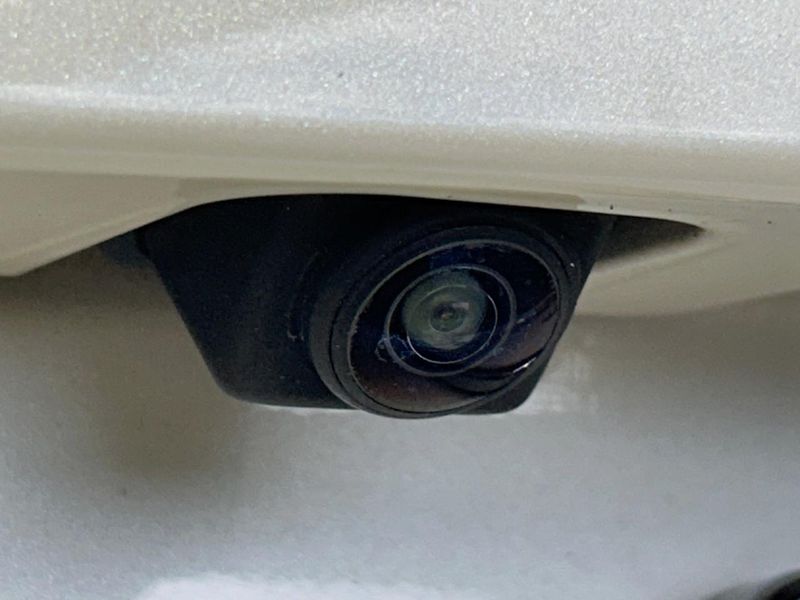2019 Nissan Note DAA-HE12 (UW-6a769de4c04a5)[17]