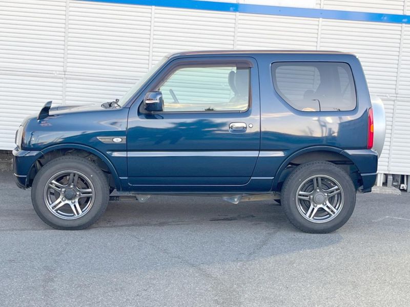 2017 Suzuki Jimny ABA-JB23W (UW-6a769e0367974)[17]