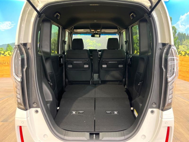 2023 Honda N-BOX CUSTOM 6BA-JF3 (UW-6a769e406d8d7)[18]