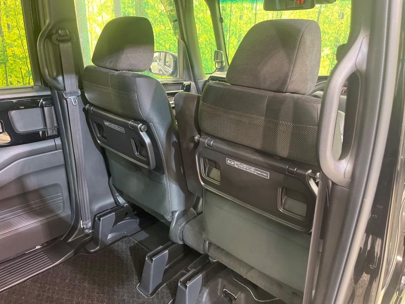 2023 Honda N-BOX CUSTOM 6BA-JF3 (UW-6a769e43a80d4)[9]