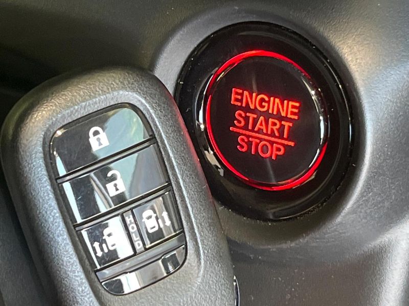 2023 Honda N-BOX CUSTOM 6BA-JF5 (UW-6a769e481b467)[22]