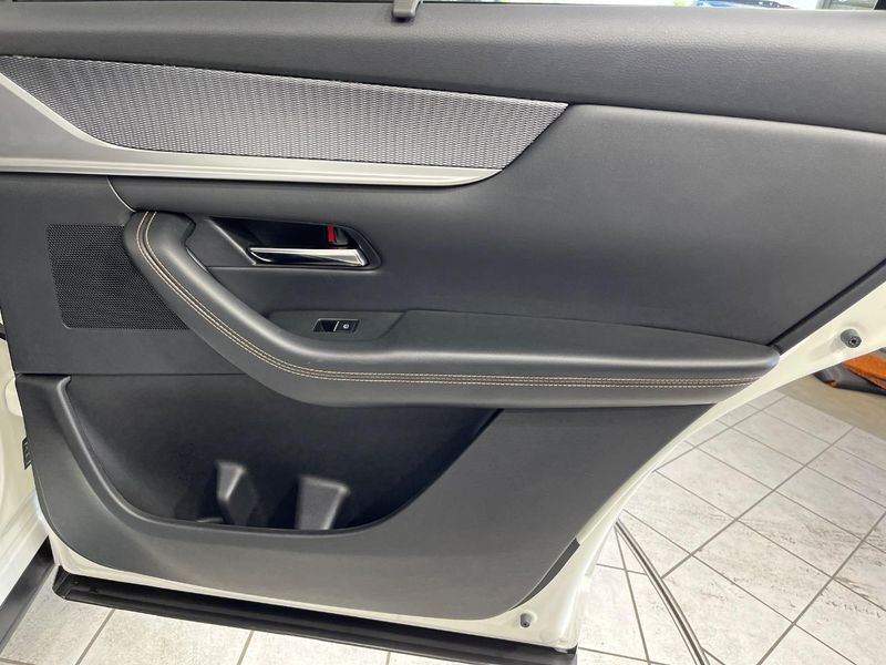 2024 Mazda CX-80 3CA-KL3R3P (UW-6a769e8bc22d5)[10]