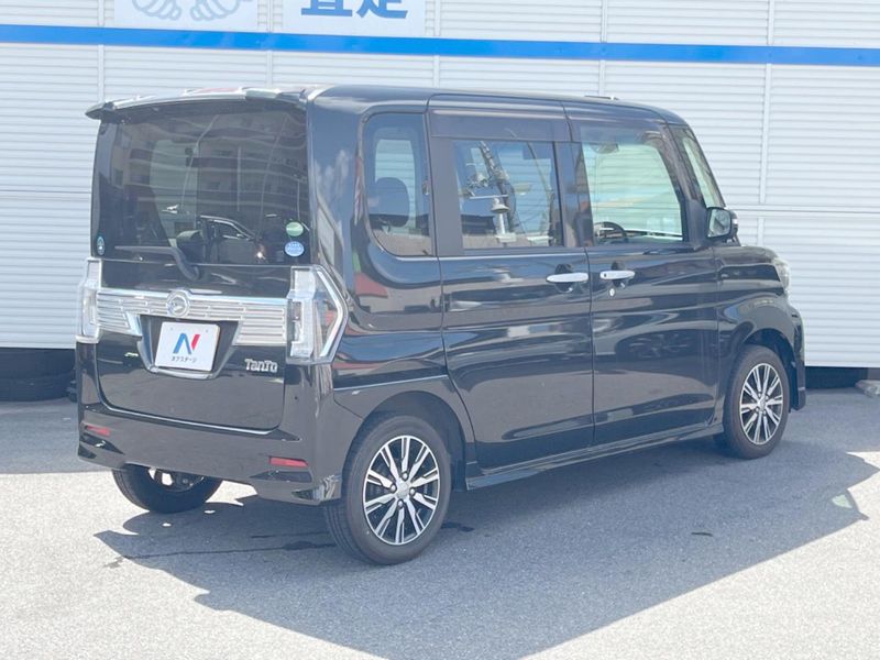 2016 Daihatsu Tanto DBA-LA600S (UW-6a769eb4ccbc7)[17]