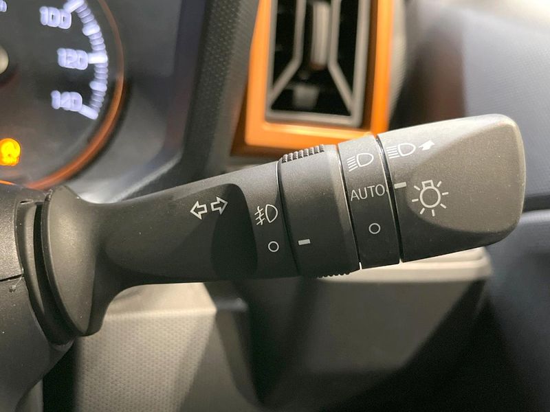 2020 Daihatsu Taft 5BA-LA900S (UW-6a769ede113e7)[22]