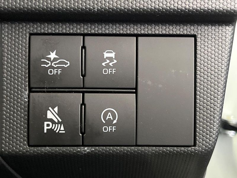 2025 Daihatsu Taft 5BA-LA900S (UW-6a769ee674438)[18]