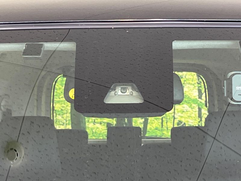 2017 Toyota Roomy DBA-M900A (UW-6a769eecc495c)[22]