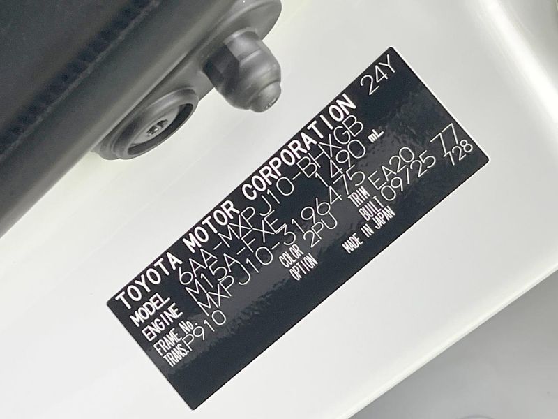2025 Toyota Yaris Cross 6AA-MXPJ10 (UW-6a769f9261c71)[1]