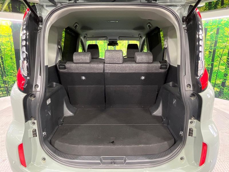 2024 Toyota Sienta 6AA-MXPL10G (UW-6a769fa19bc0a)[13]