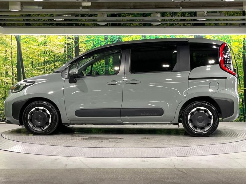 2024 Toyota Sienta 6AA-MXPL10G (UW-6a769fa19bc0a)[12]