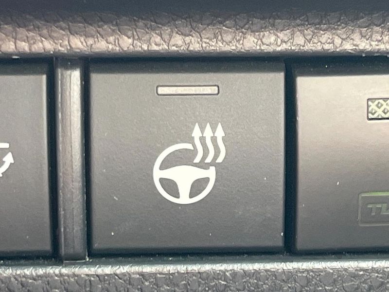 2020 Toyota Harrier 6BA-MXUA80 (UW-6a769fa69df2c)[13]