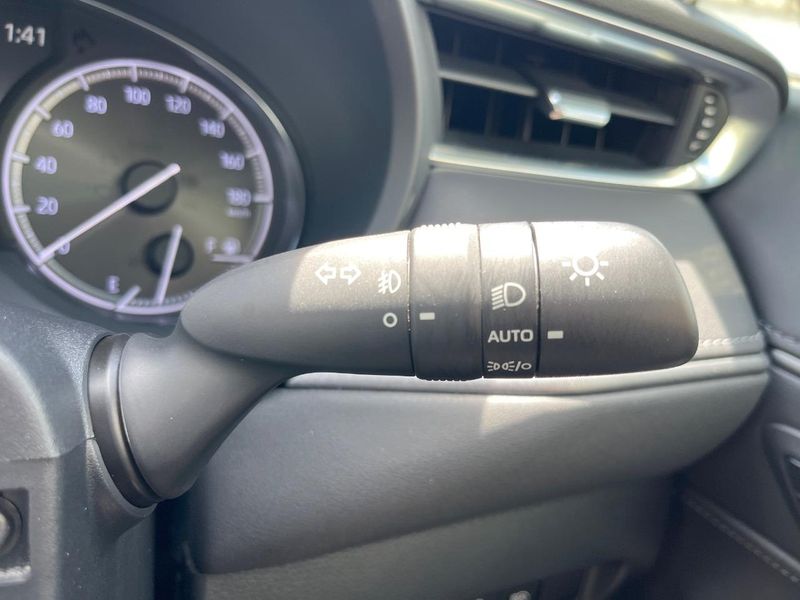 2020 Toyota Harrier 6BA-MXUA80 (UW-6a769fa69df2c)[15]