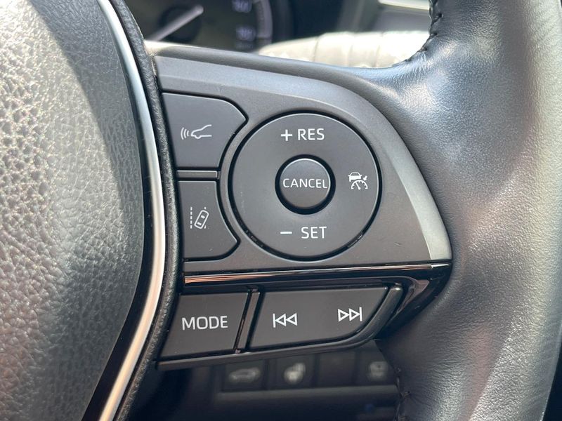 2020 Toyota Harrier 6BA-MXUA80 (UW-6a769fa69df2c)[17]
