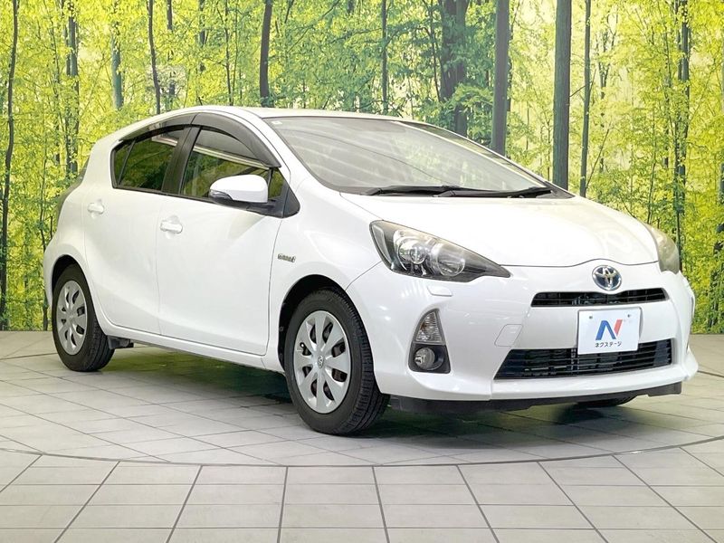 2012 Toyota Aqua DAA-NHP10 (UW-6a769fd8ad8a0)[7]