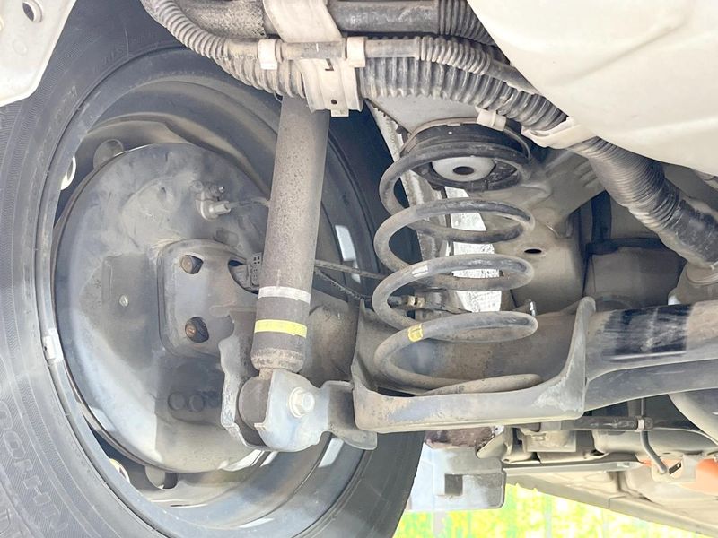 2012 Toyota Aqua DAA-NHP10 (UW-6a769fd8ad8a0)[21]