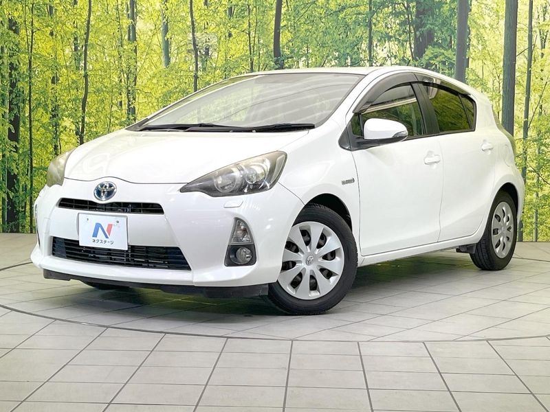 2012 Toyota Aqua DAA-NHP10 (UW-6a769fd8ad8a0)[0]