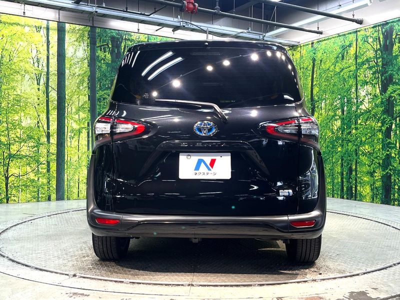 2018 Toyota Sienta DAA-NHP170G (UW-6a769fe49d978)[9]