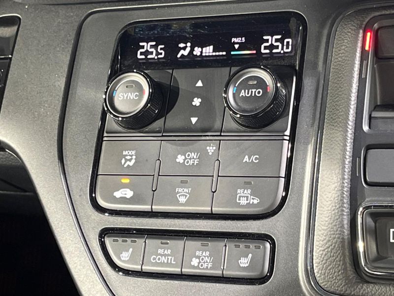 2023 Honda Step Wagon 6AA-RP8 (UW-6a76a0078c70b)[16]