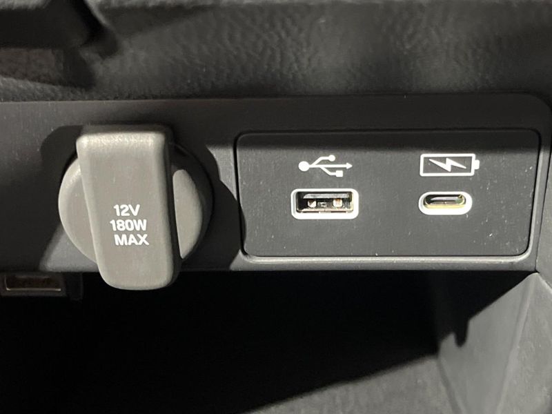 2023 Honda Step Wagon 6AA-RP8 (UW-6a76a0078c70b)[26]
