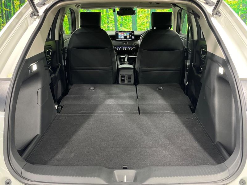 2022 Honda Vezel 6AA-RV5 (UW-6a76a0156fa5e)[11]