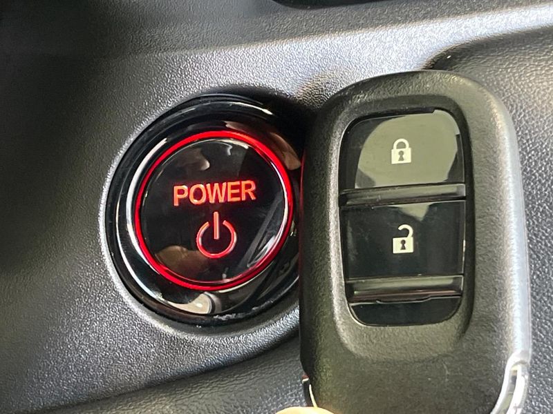 2022 Honda Vezel 6AA-RV5 (UW-6a76a01738d06)[23]