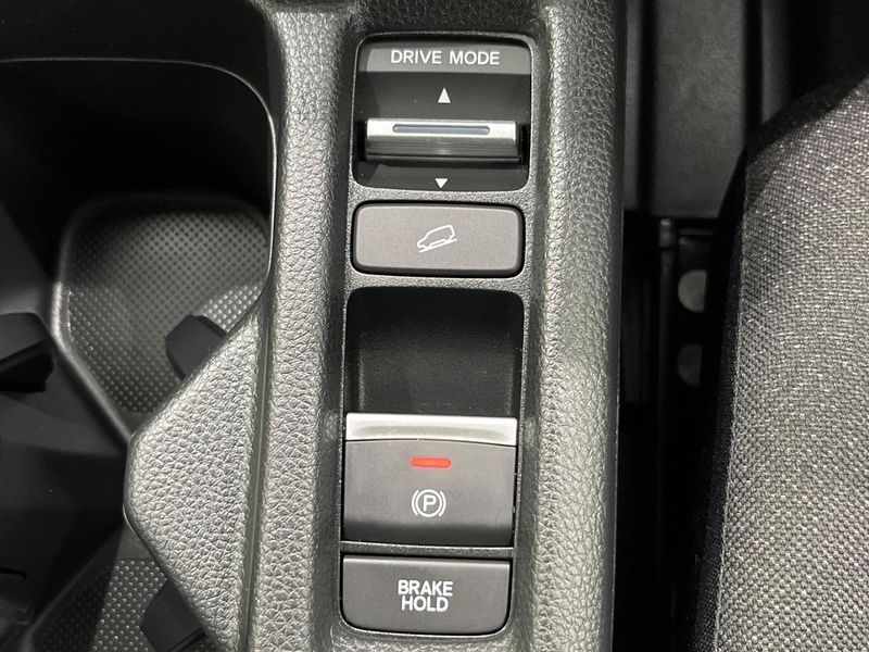 2022 Honda Vezel 6AA-RV5 (UW-6a76a01738d06)[14]