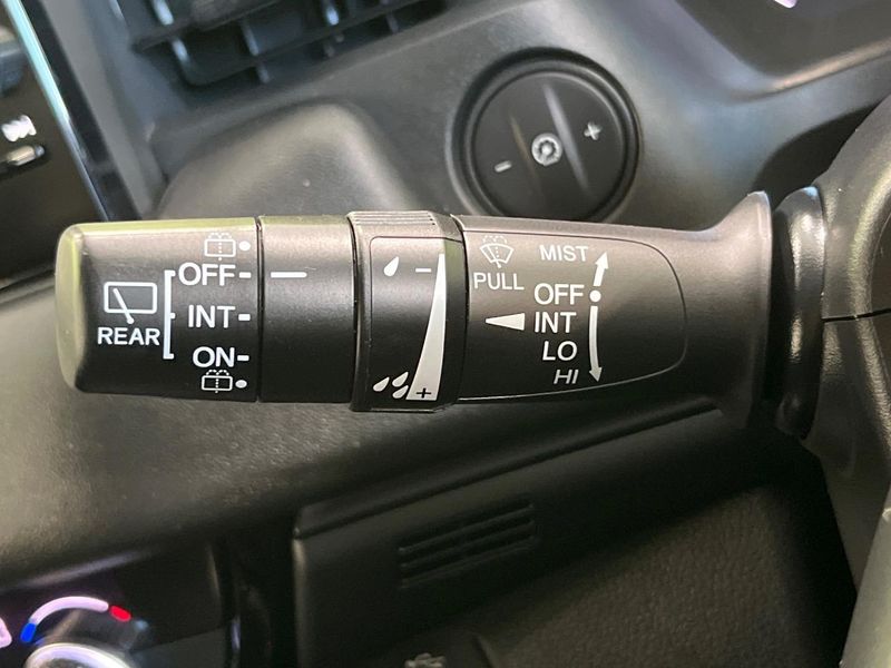 2022 Honda Vezel 6AA-RV5 (UW-6a76a01738d06)[16]