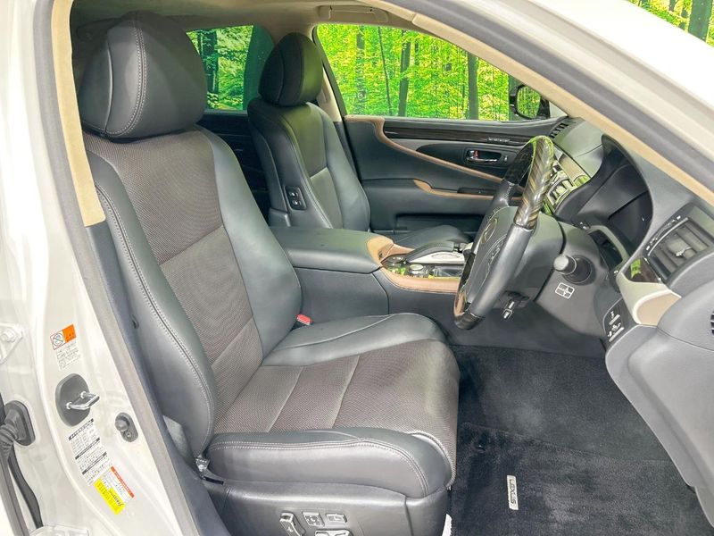 2016 Lexus LS DBA-USF40 (UW-6a76a05dd941b)[24]