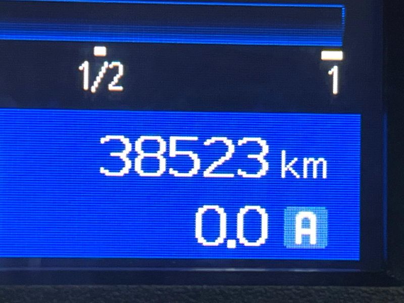 2019 Nissan NV350 CARAVAN VAN CBF-VR2E26 (UW-6a76a07110cf8)[2]