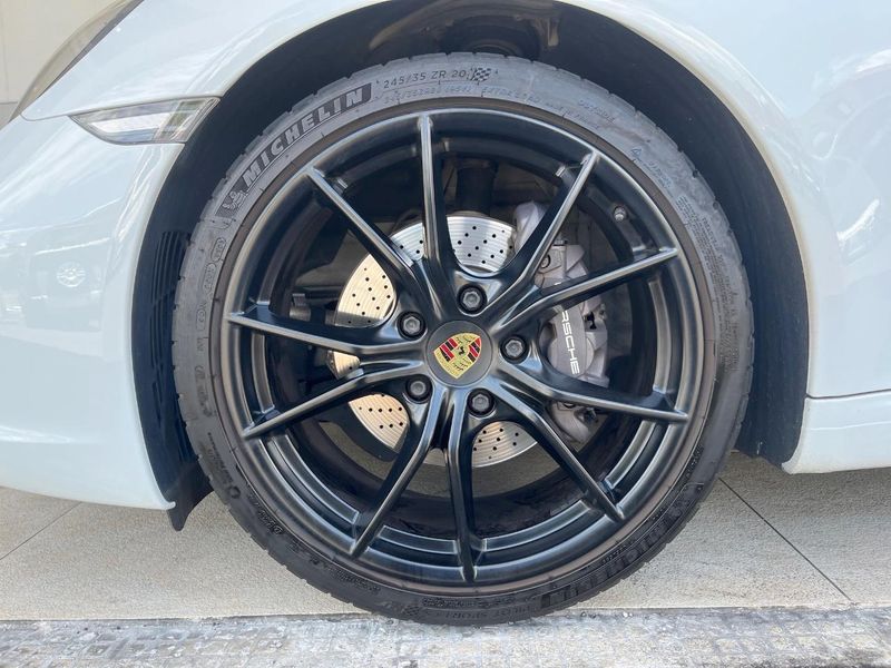 2018 Porsche 911 ABA-991J1 (UW-6a76a08ac583a)[18]