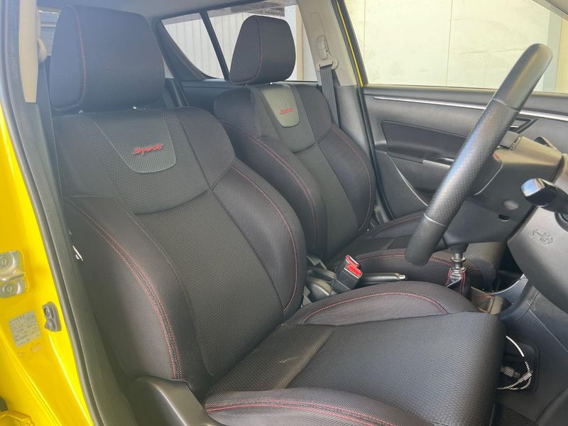 2013 Suzuki Swift Sport CBA-ZC32S (UW-6a76a098261d8)[22]