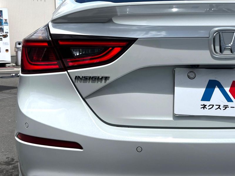 2022 Honda Insight 6AA-ZE4 (UW-6a76a09d48c01)[25]