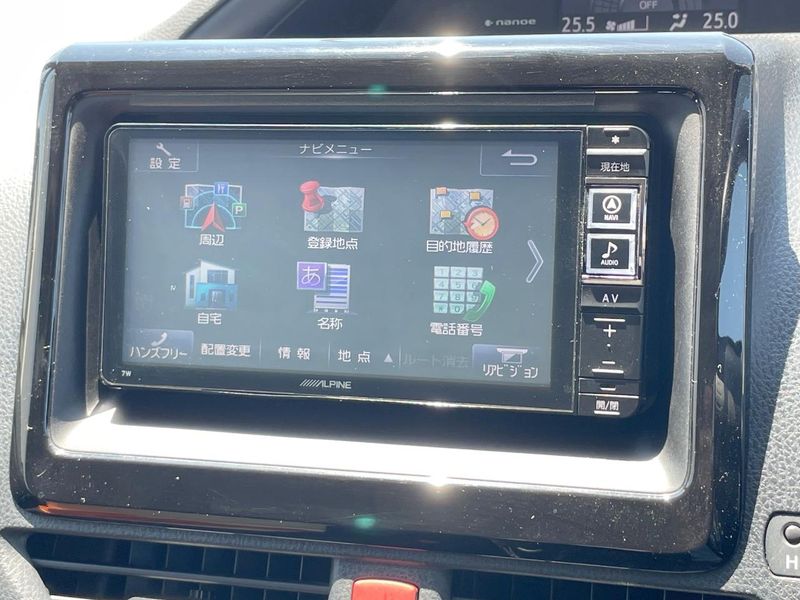 2015 Toyota Noah DBA-ZRR80G (UW-6a76a0a64d236)[29]